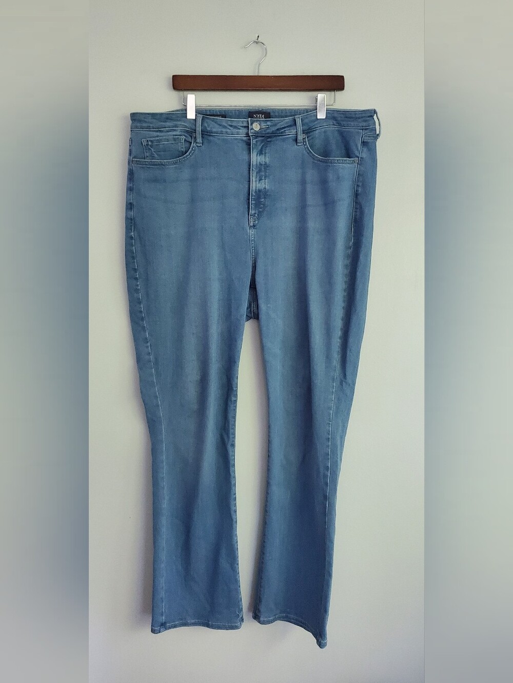 NYDJ Light Blue Billie Mini Boot Leg Stretch Jeans Size 18W